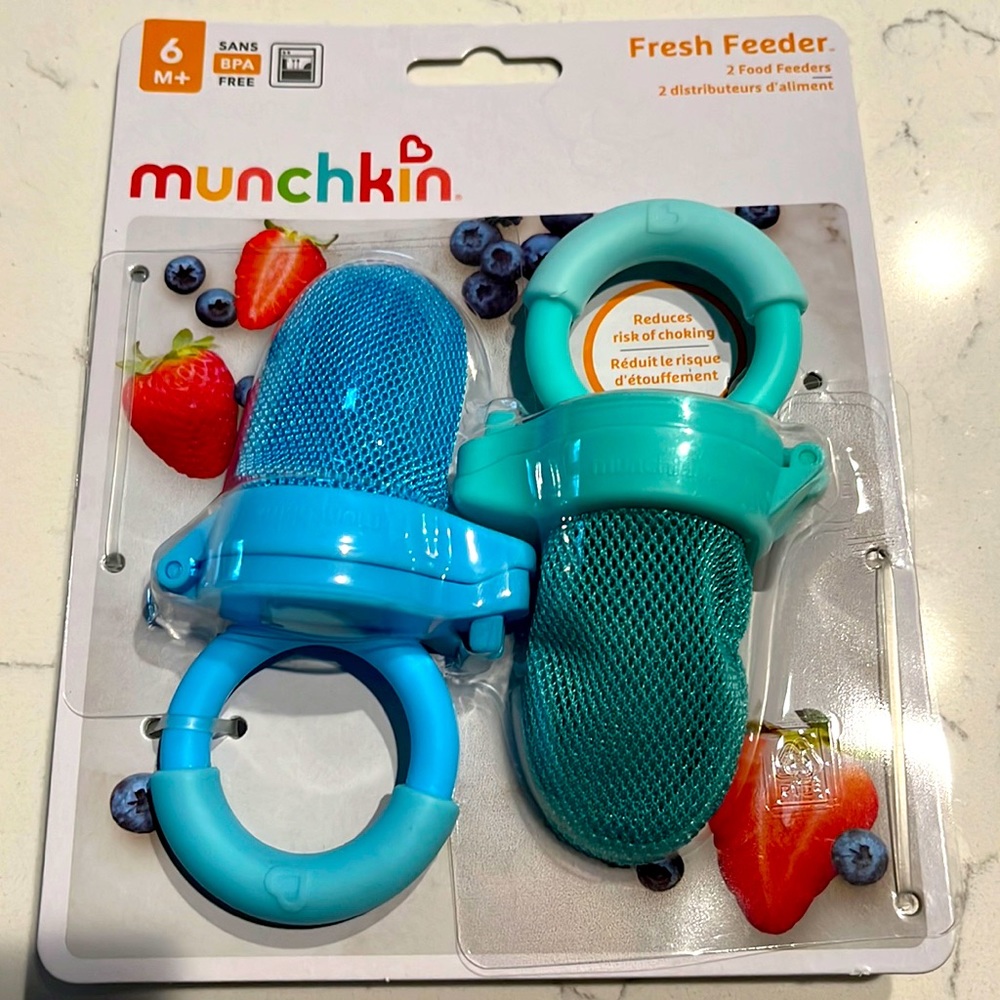 Munchkin fresh feeder